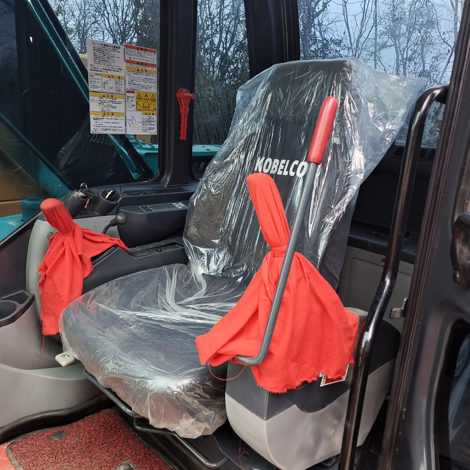 Miniexcavadora KOBELCO SK75: foto 7
