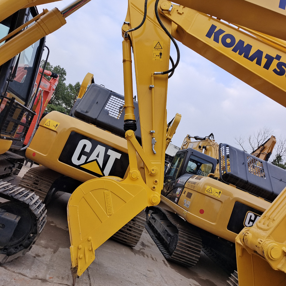KOMATSU PC210 LC - 8 PC 210-8 - Excavadora de cadenas: foto 2 KOMATSU PC210 LC - 8 PC 210-8 - Excavadora de cadenas: foto 2