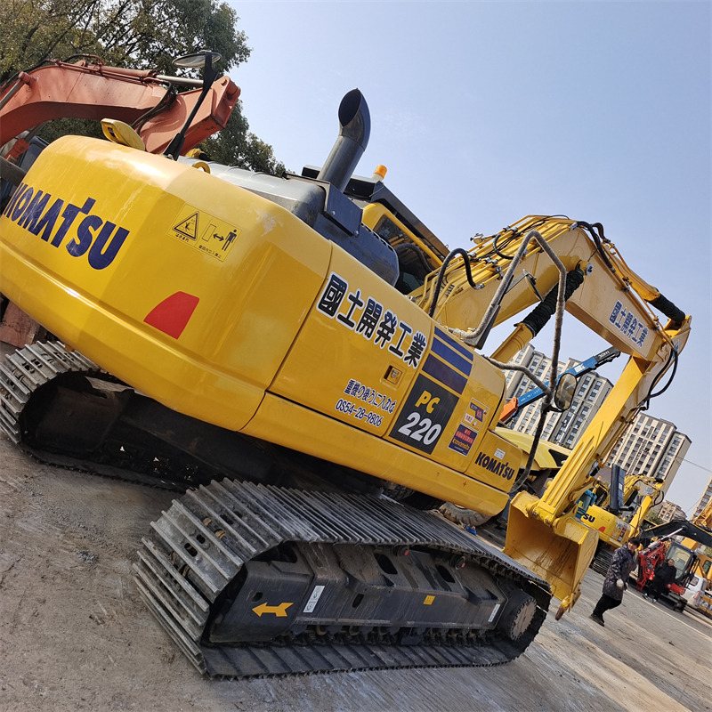 KOMATSU PC220-8 N1 PC 220-8 PC200-8 PC400-8 - Excavadora de cadenas: foto 2 KOMATSU PC220-8 N1 PC 220-8 PC200-8 PC400-8 - Excavadora de cadenas: foto 2