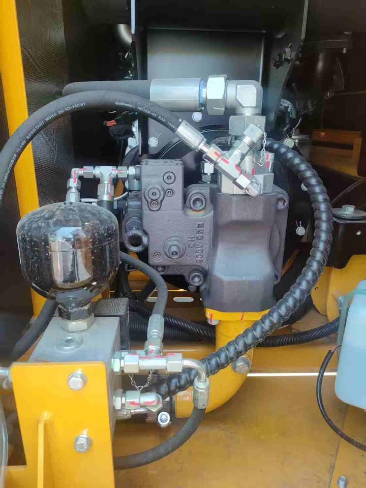 LIUGONG 9075FG4 BRAND NEW 7.5 TON DIGGER - Miniexcavadora: foto 2 LIUGONG 9075FG4 BRAND NEW 7.5 TON DIGGER - Miniexcavadora: foto 2