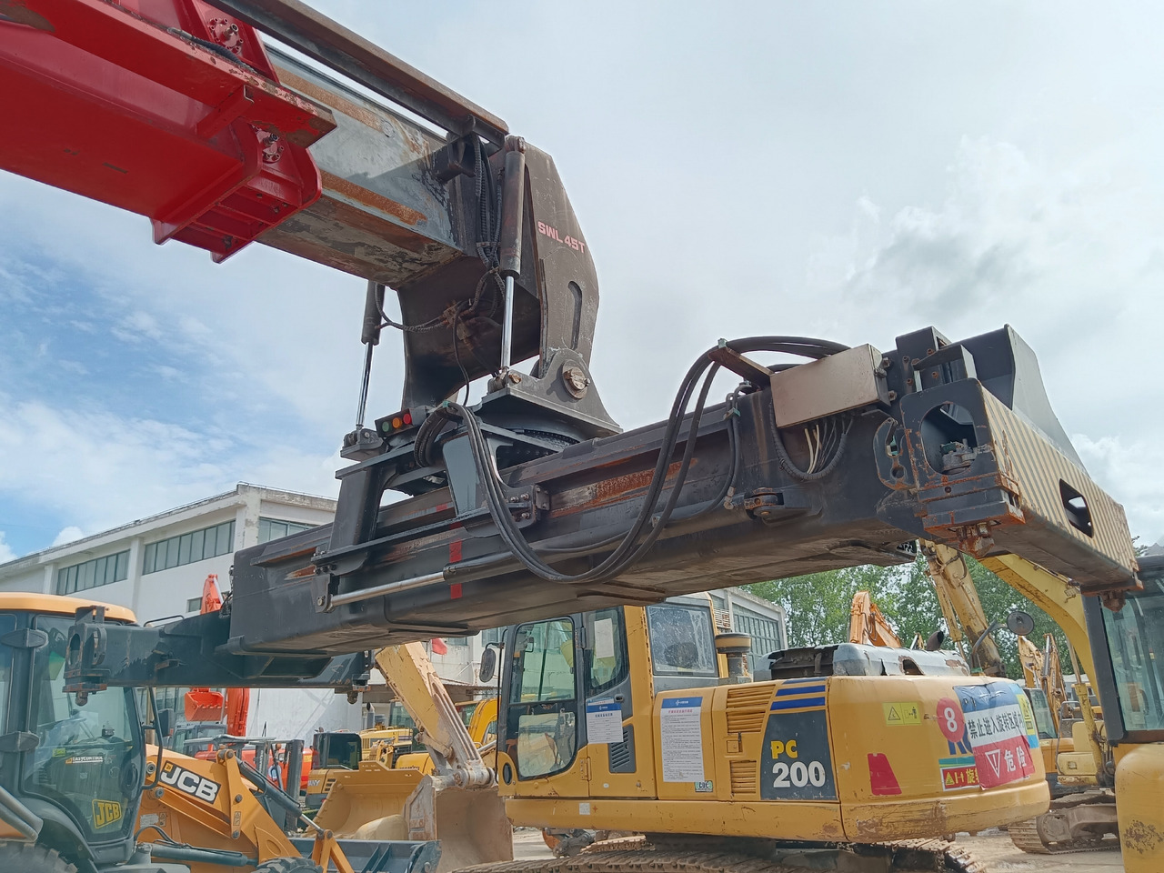 SANY SRSC45C30 45TON REACH STACKER - Reach stacker: foto 4 SANY SRSC45C30 45TON REACH STACKER - Reach stacker: foto 4