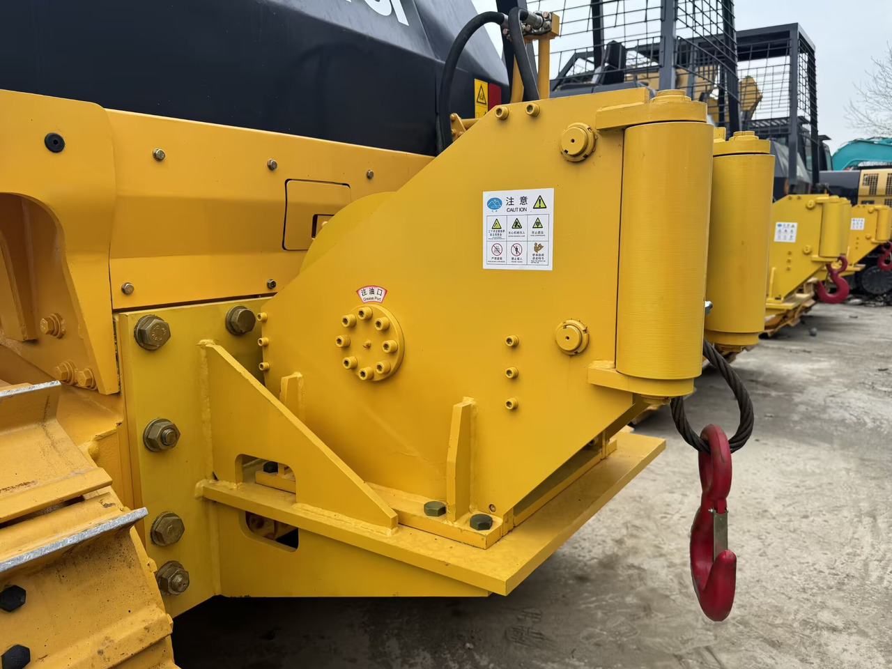 SHANTUI SD 22F WITH WINCH FORESTRY - Bulldozer: foto 2 SHANTUI SD 22F WITH WINCH FORESTRY - Bulldozer: foto 2