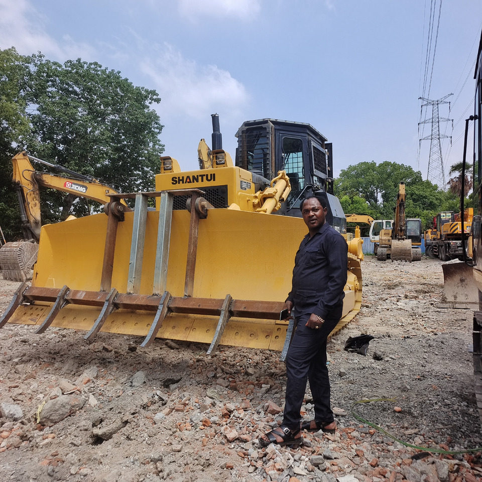 SHANTUI SD22 Crawler Bulldozer fitted with Forestry Mulcher / Grass Cutter Attachment - Bulldozer: foto 5 SHANTUI SD22 Crawler Bulldozer fitted with Forestry Mulcher / Grass Cutter Attachment - Bulldozer: foto 5