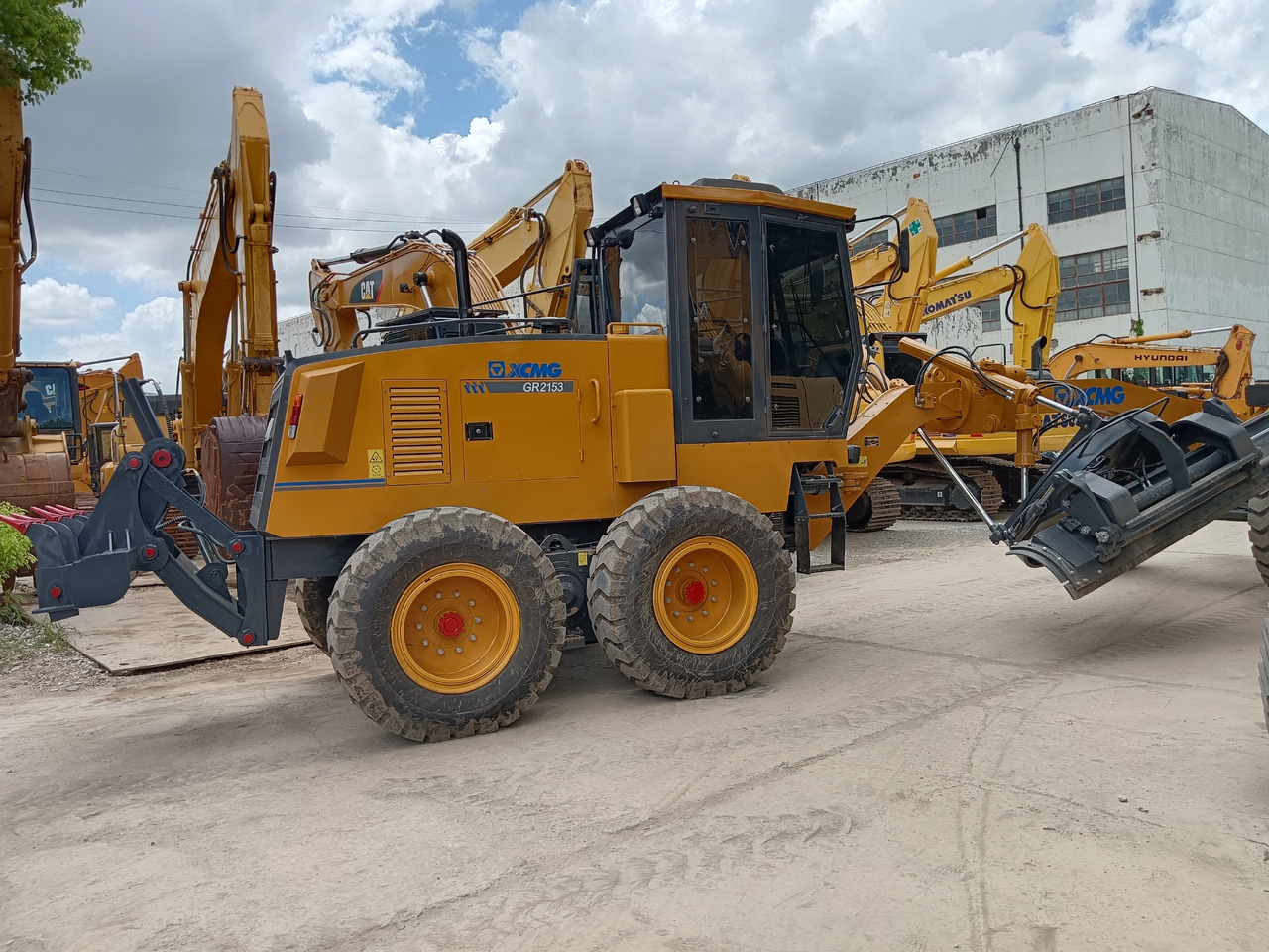 Grader XCMG GR2153 WITH RIPPER AND TWO BLADES: foto 8