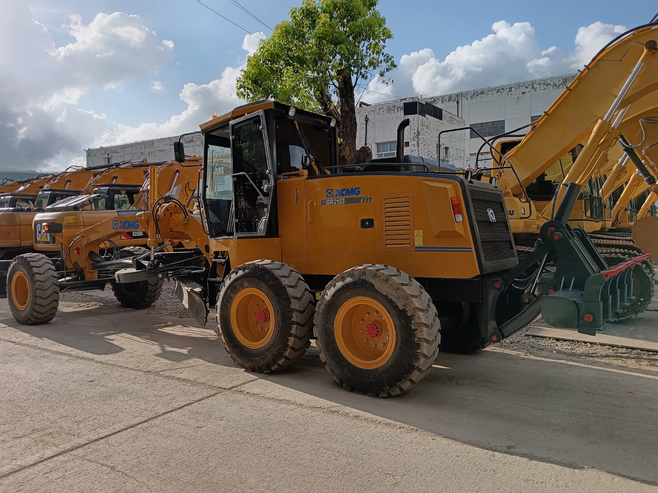 Grader XCMG GR2153 WITH RIPPER AND TWO BLADES: foto 13