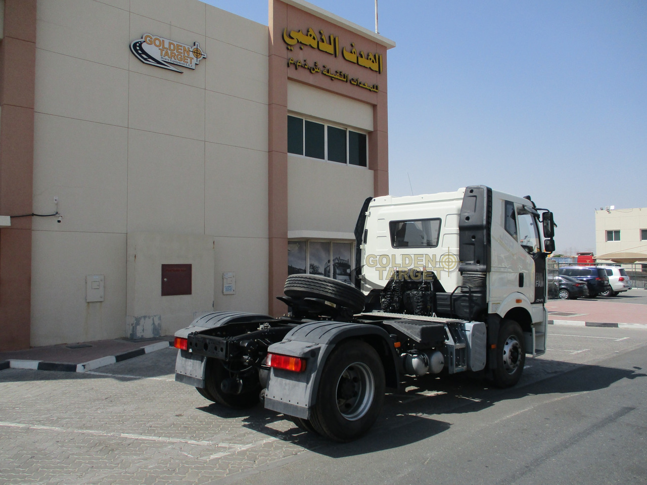 FAW J6P-420 4x2 Head Truck - Cabeza tractora: foto 3 FAW J6P-420 4x2 Head Truck - Cabeza tractora: foto 3