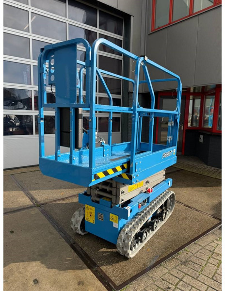 Plataforma de tijeras nuevo Fronteq FS0507T: foto 14 Plataforma de tijeras nuevo Fronteq FS0507T: foto 14