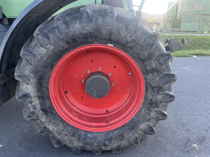 Tractor Fendt 711 Vario: foto 7