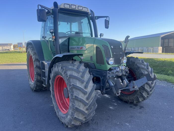 Tractor Fendt 711 Vario: foto 8