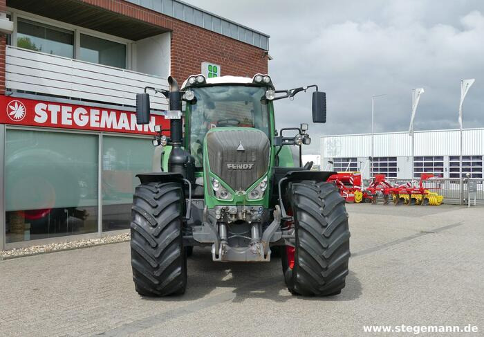 Fendt 826 Vario - Tractor: foto 1 Fendt 826 Vario - Tractor: foto 1