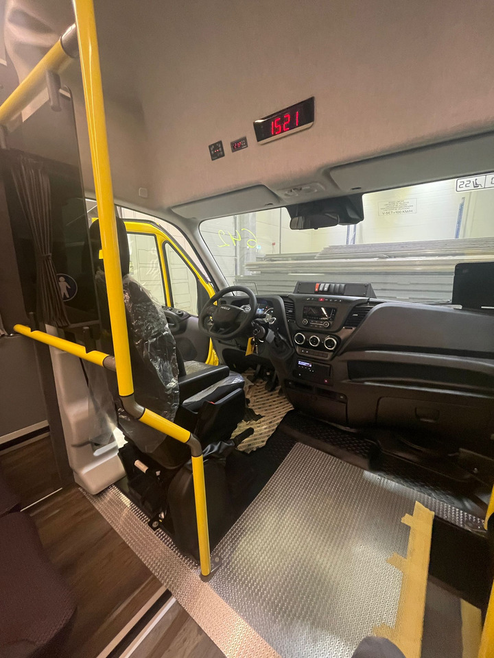 Leasing de  5 MINIBUS IVECO DAILY NEUF ET NON IMMATRICULE 5 MINIBUS IVECO DAILY NEUF ET NON IMMATRICULE: foto 11