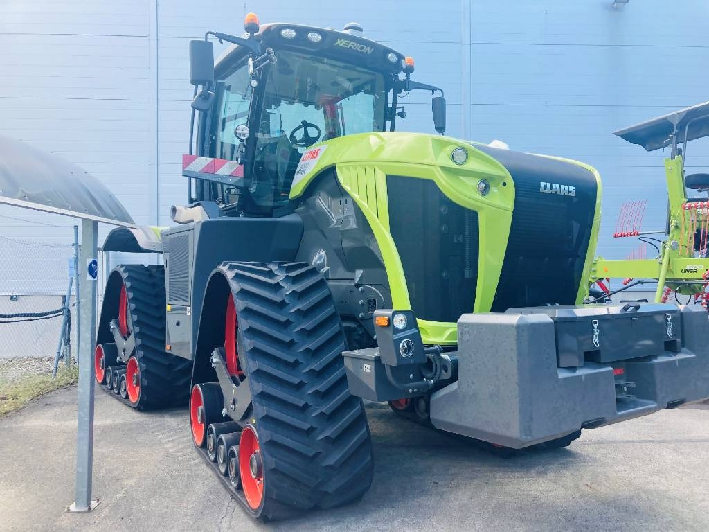 Claas XERION 5000 TRAC TS - Tractor: foto 1 Claas XERION 5000 TRAC TS - Tractor: foto 1