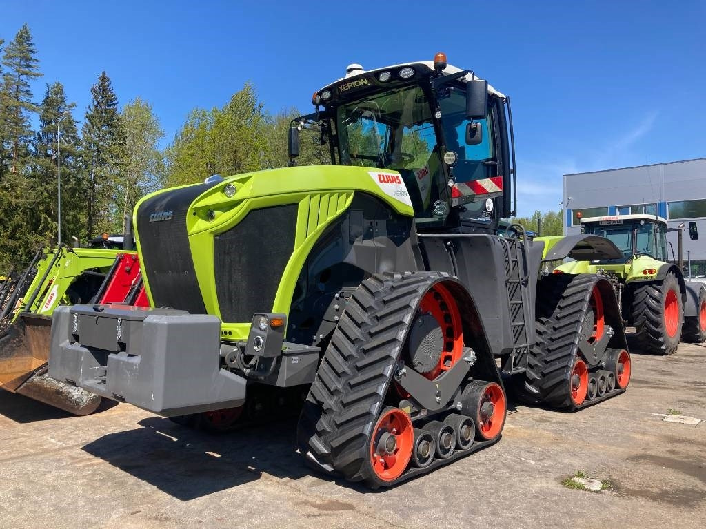 Claas XERION 5000 TRAC TS - Tractor: foto 1 Claas XERION 5000 TRAC TS - Tractor: foto 1