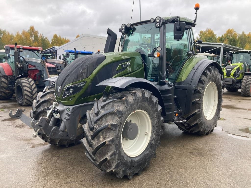 Valtra T 234 - Tractor: foto 1 Valtra T 234 - Tractor: foto 1
