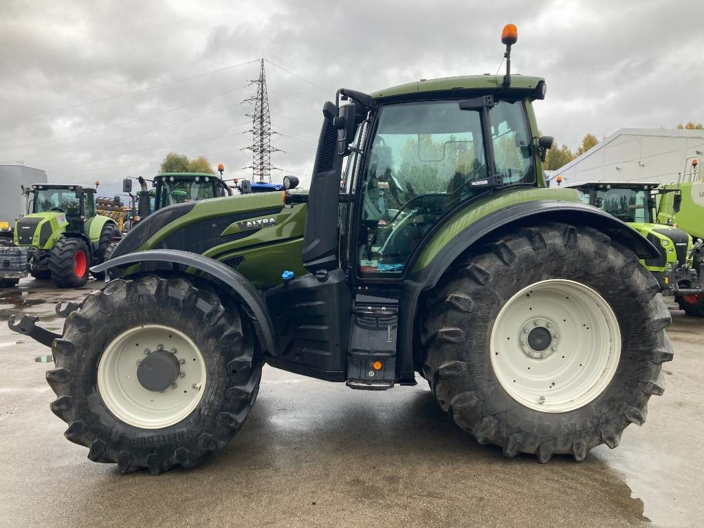 Valtra T 234 - Tractor: foto 3 Valtra T 234 - Tractor: foto 3