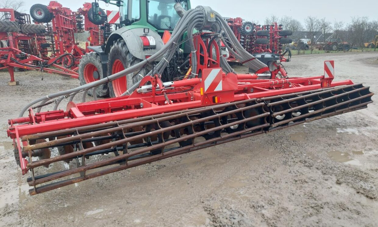 Horsch Joker 7 CT med Harsø-fordeler - Inyector de purín: foto 1 Horsch Joker 7 CT med Harsø-fordeler - Inyector de purín: foto 1