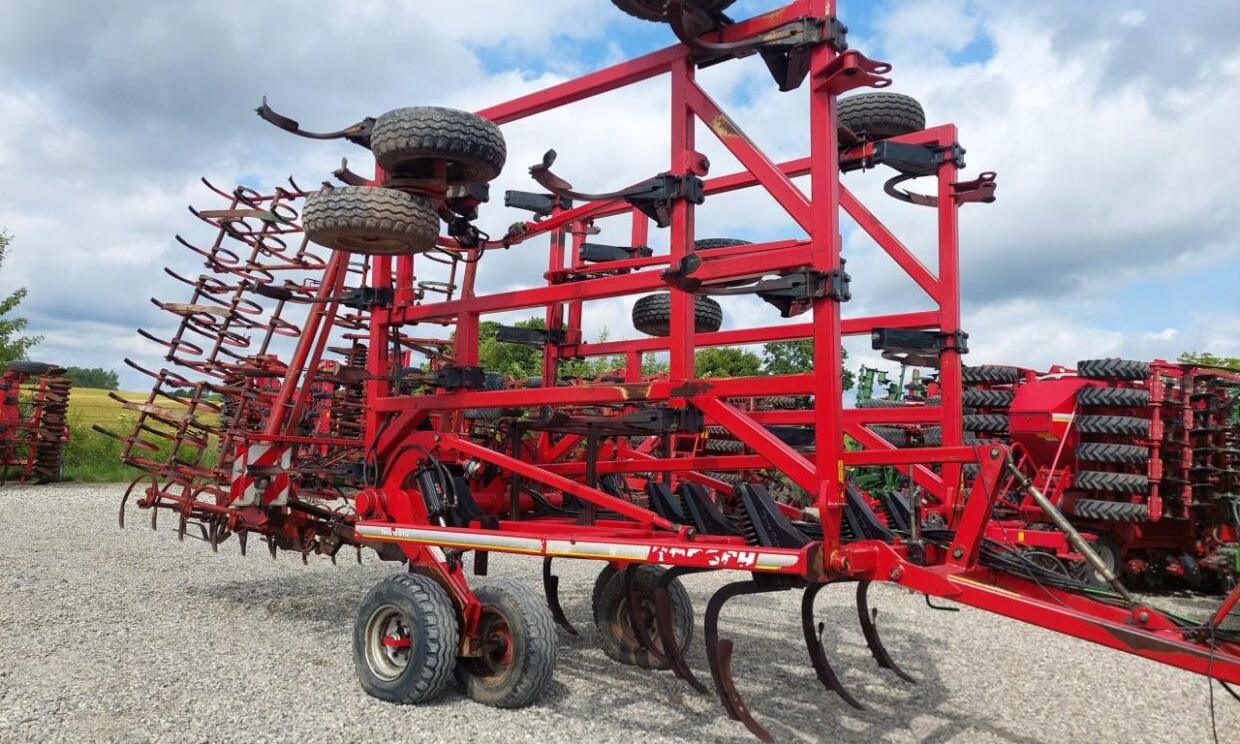Horsch TERRANO 8 FG + Kverneland C - Grada: foto 5 Horsch TERRANO 8 FG + Kverneland C - Grada: foto 5