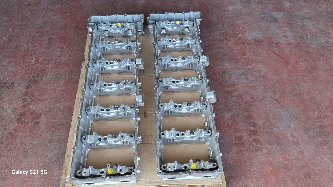 Mercedes-Benz CAMSHAFT HOUSING Mercedes-Benz ACTROS MP4 EURO 6 - Motor y piezas para Camión: foto 4 Mercedes-Benz CAMSHAFT HOUSING Mercedes-Benz ACTROS MP4 EURO 6 - Motor y piezas para Camión: foto 4