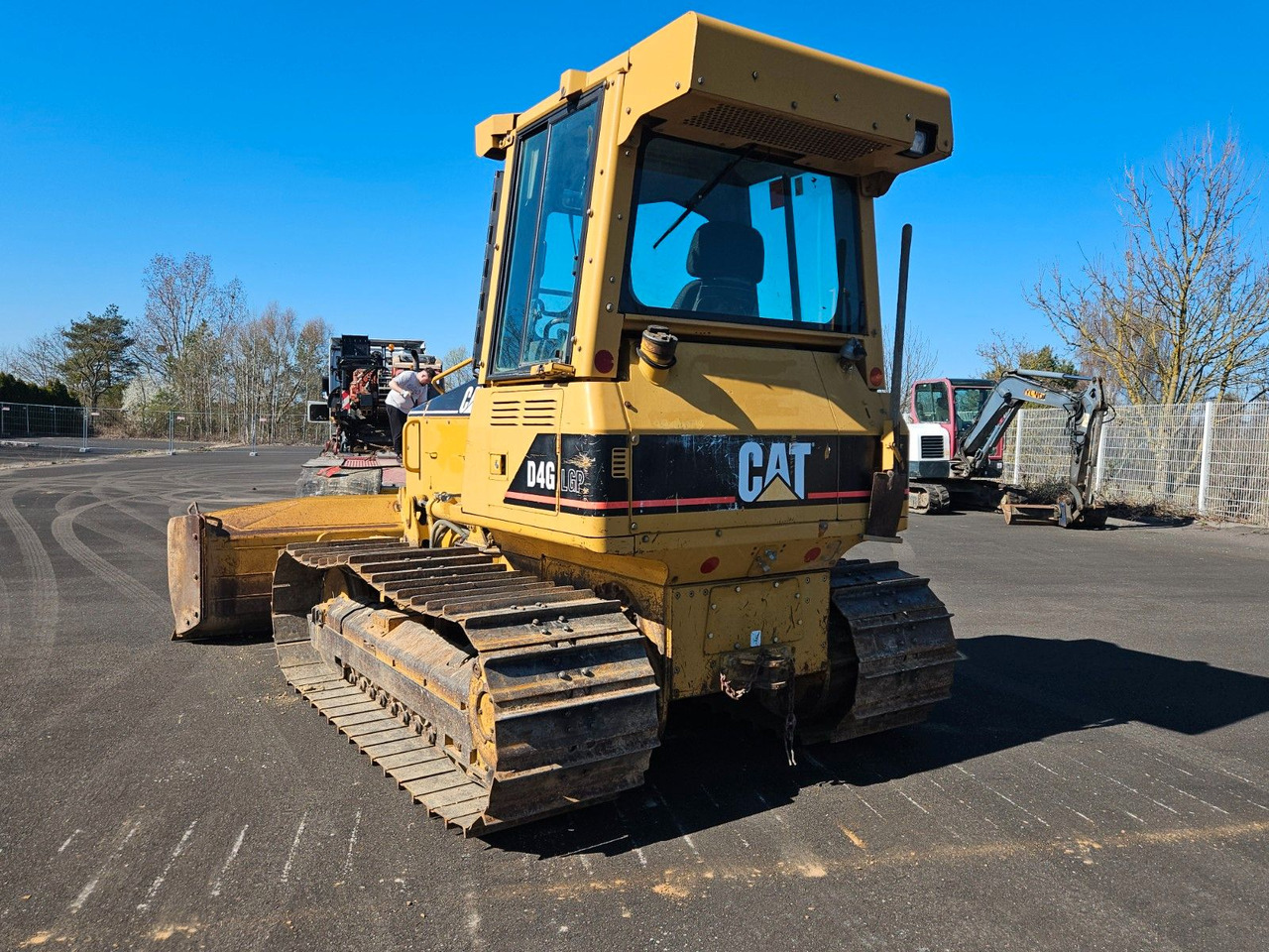 CAT D4G LGP - Bulldozer: foto 3 CAT D4G LGP - Bulldozer: foto 3