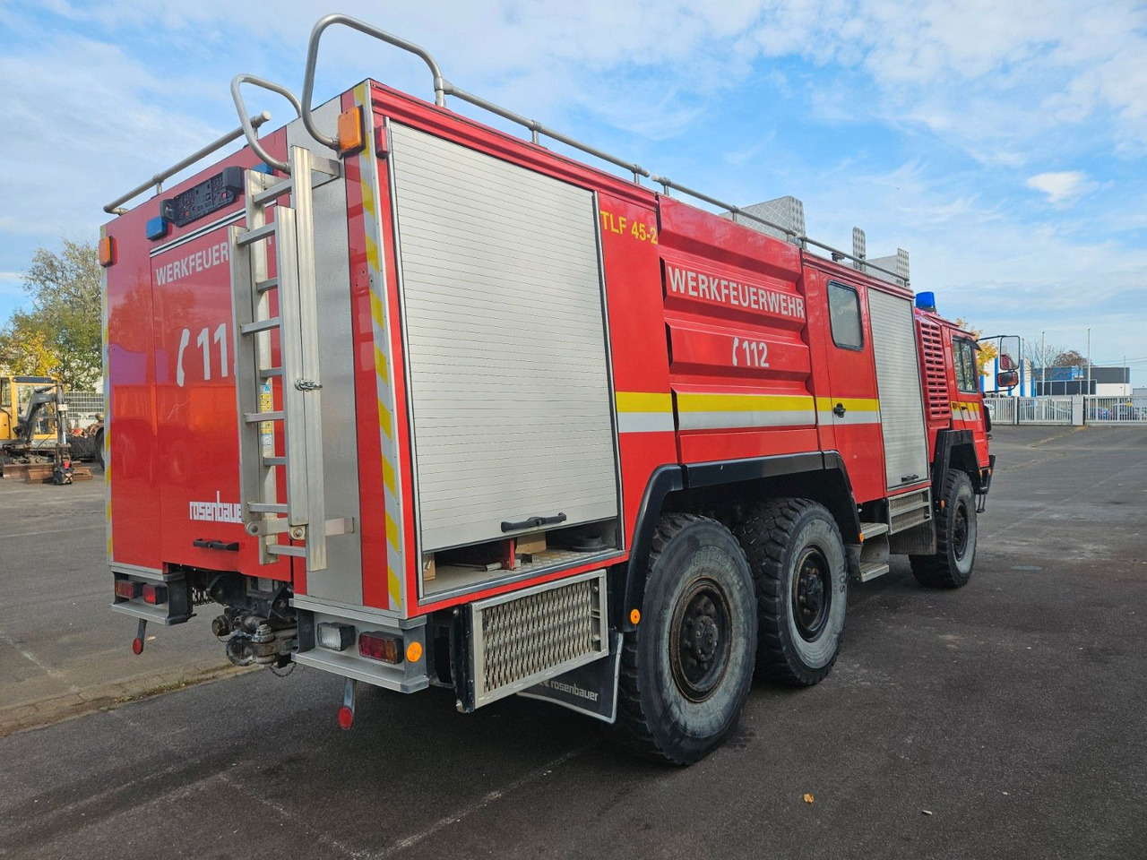 MAN KAT 6x6 Tanklöschfahrzeug - Camión cisterna: foto 3 MAN KAT 6x6 Tanklöschfahrzeug - Camión cisterna: foto 3