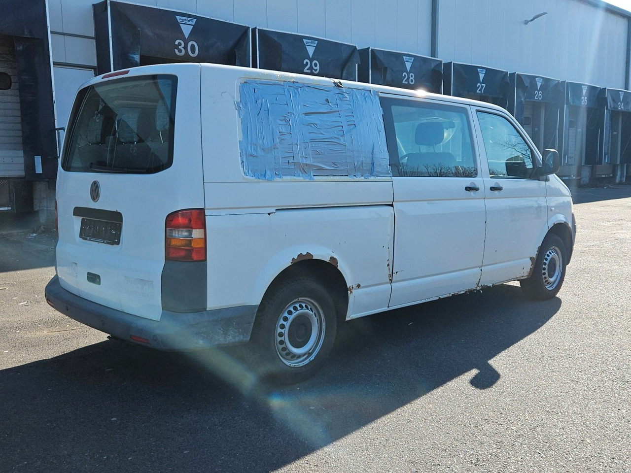 Volkswagen T5 9 Sitzer lang - Furgoneta de pasajeros: foto 3 Volkswagen T5 9 Sitzer lang - Furgoneta de pasajeros: foto 3