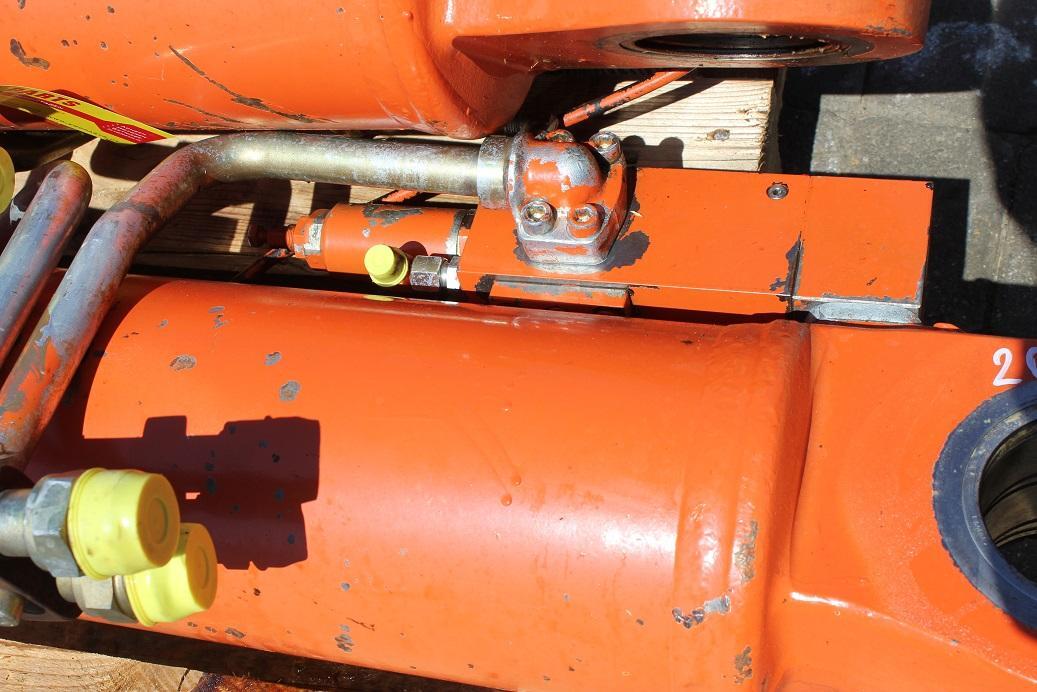 Atlas 2005 - Cilindro hidráulico para Maquinaria de construcción: foto 3 Atlas 2005 - Cilindro hidráulico para Maquinaria de construcción: foto 3