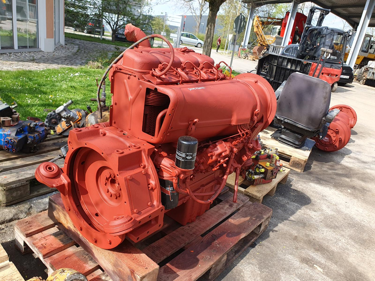 Deutz F4L912 aus SKB 800 - Motor para Maquinaria de construcción: foto 5 Deutz F4L912 aus SKB 800 - Motor para Maquinaria de construcción: foto 5