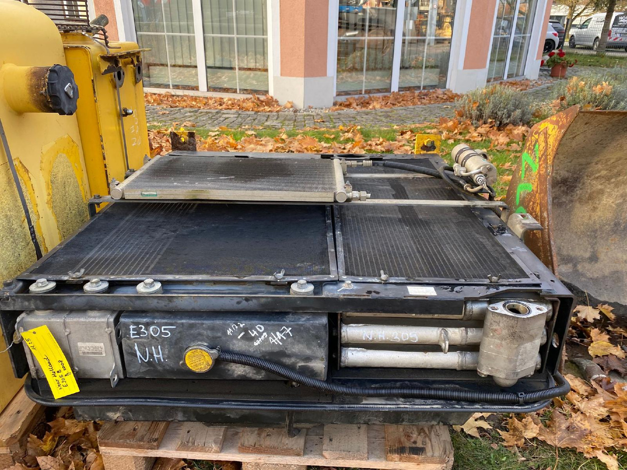 Holland E 305 - Sistema de refrigeración para Maquinaria de construcción: foto 3 Holland E 305 - Sistema de refrigeración para Maquinaria de construcción: foto 3