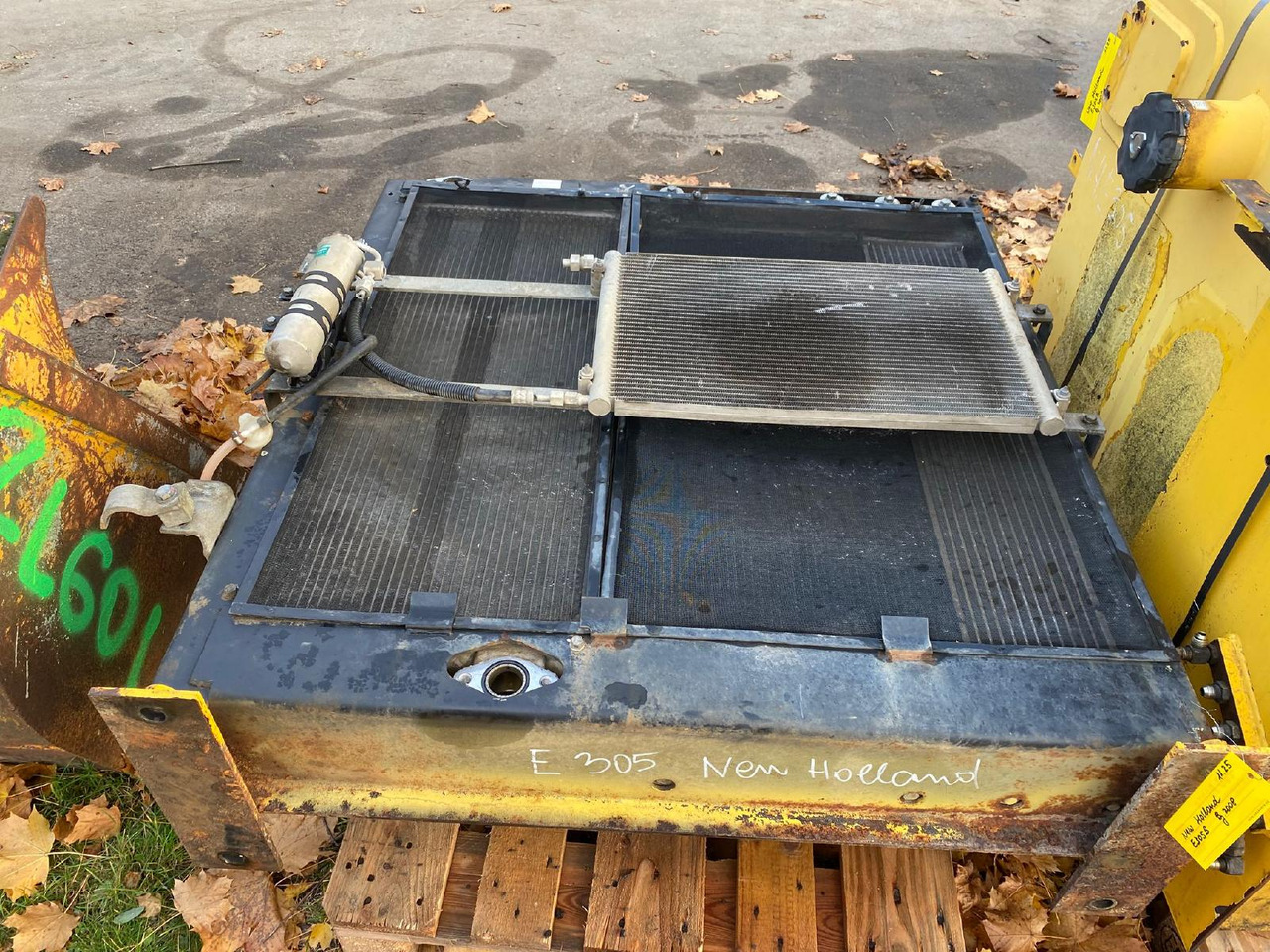 Holland E 305 - Sistema de refrigeración para Maquinaria de construcción: foto 4 Holland E 305 - Sistema de refrigeración para Maquinaria de construcción: foto 4