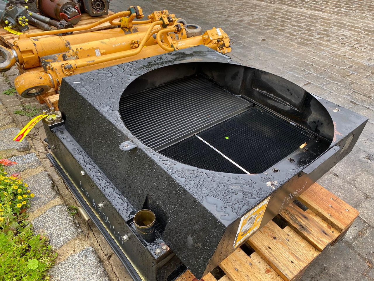 Liebherr A904 LIT - Sistema de refrigeración para Maquinaria de construcción: foto 3 Liebherr A904 LIT - Sistema de refrigeración para Maquinaria de construcción: foto 3