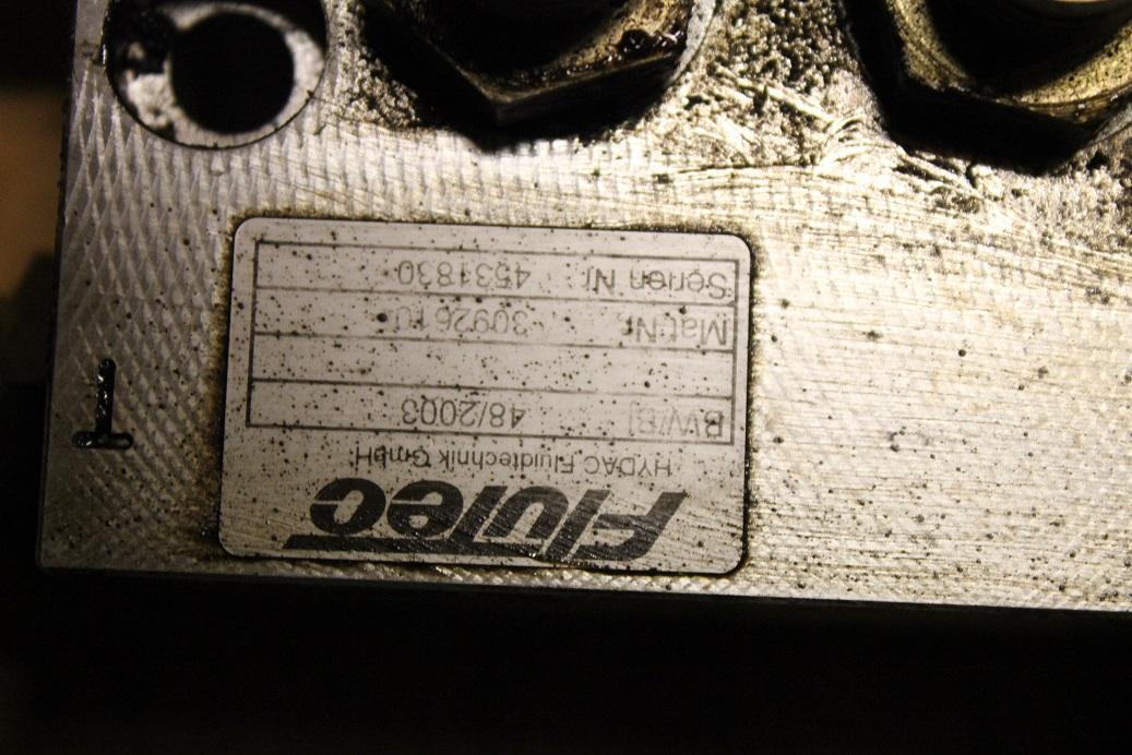 O&K MH Plus , New Holland - Válvula hidráulica para Excavadora de ruedas: foto 5 O&K MH Plus , New Holland - Válvula hidráulica para Excavadora de ruedas: foto 5