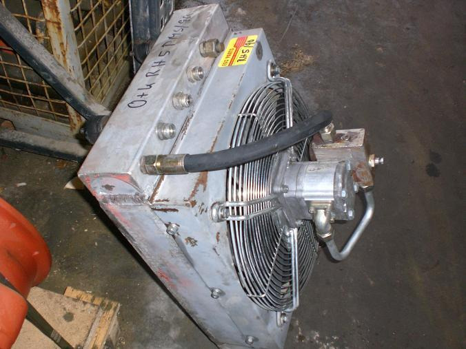 O&K RH 5 PMS - Enfriador de aceite para Maquinaria de construcción: foto 2 O&K RH 5 PMS - Enfriador de aceite para Maquinaria de construcción: foto 2