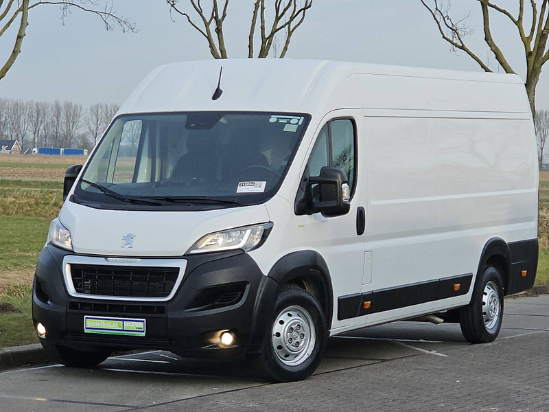 Peugeot Boxer 2.2 BHDI 140 L4H2 - Furgón: foto 2 Peugeot Boxer 2.2 BHDI 140 L4H2 - Furgón: foto 2
