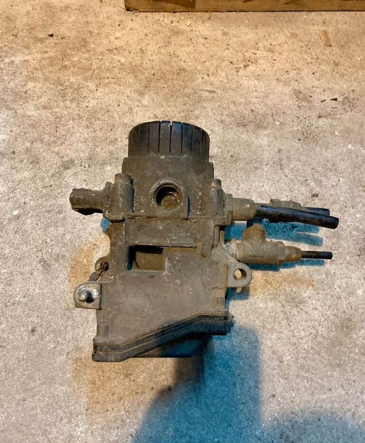 0486203025 Scania R - Válvula de freno para Camión: foto 3 0486203025 Scania R - Válvula de freno para Camión: foto 3