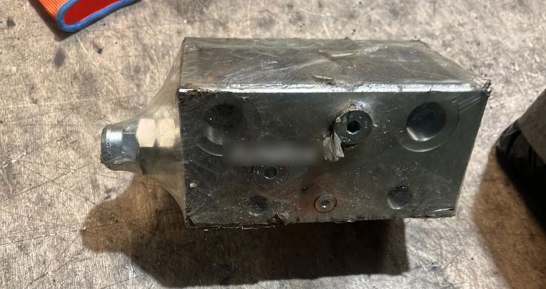 Rexroth Flow Divider R930062425 - Válvula de freno para Camión: foto 3 Rexroth Flow Divider R930062425 - Válvula de freno para Camión: foto 3