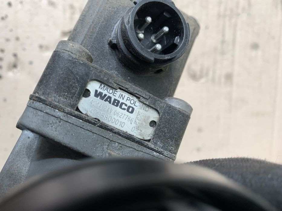 WABCO Zawór ECAS oryginał 4728800010   DAF MAN, Renault, Iveco - Válvula de freno para Camión: foto 2 WABCO Zawór ECAS oryginał 4728800010   DAF MAN, Renault, Iveco - Válvula de freno para Camión: foto 2
