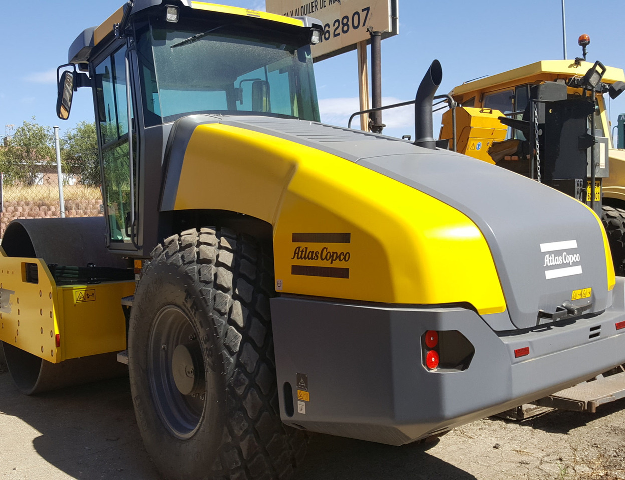 Autopropulsado Dynapac CA 2500D - Compactador: foto 1 Autopropulsado Dynapac CA 2500D - Compactador: foto 1