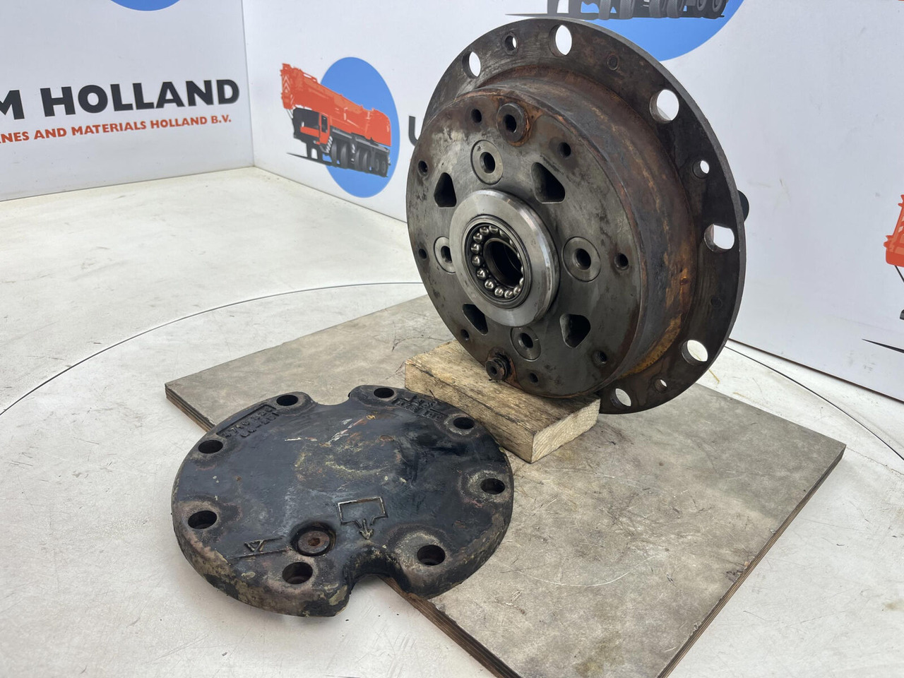 FAUN HK 40 planetary gear 27-18-65-24-4pl-H64-24 - Mando final para Autogrúa: foto 2 FAUN HK 40 planetary gear 27-18-65-24-4pl-H64-24 - Mando final para Autogrúa: foto 2