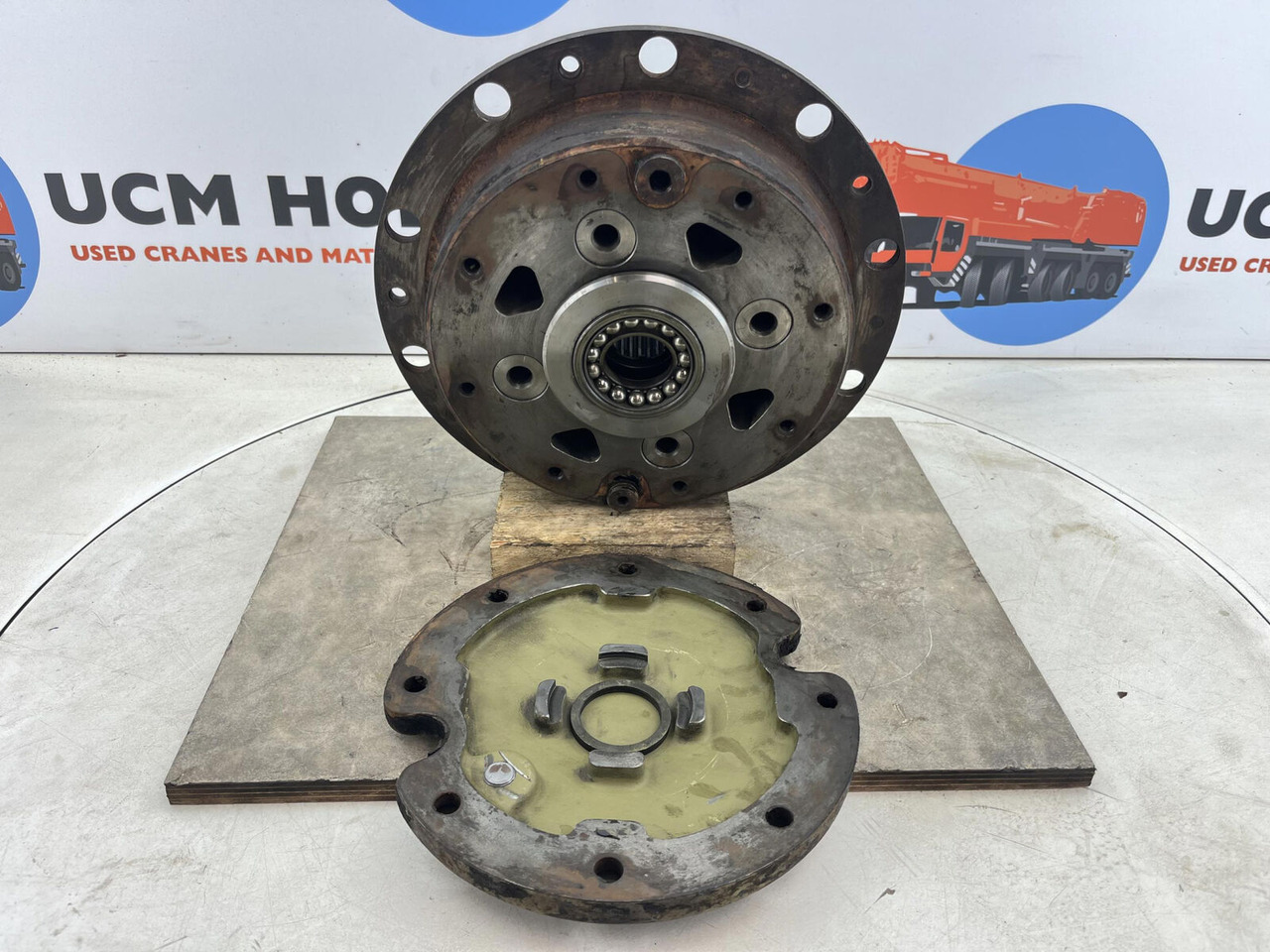 FAUN HK 40 planetary gear 27-18-65-24-4pl-H64-24 - Mando final para Autogrúa: foto 1 FAUN HK 40 planetary gear 27-18-65-24-4pl-H64-24 - Mando final para Autogrúa: foto 1