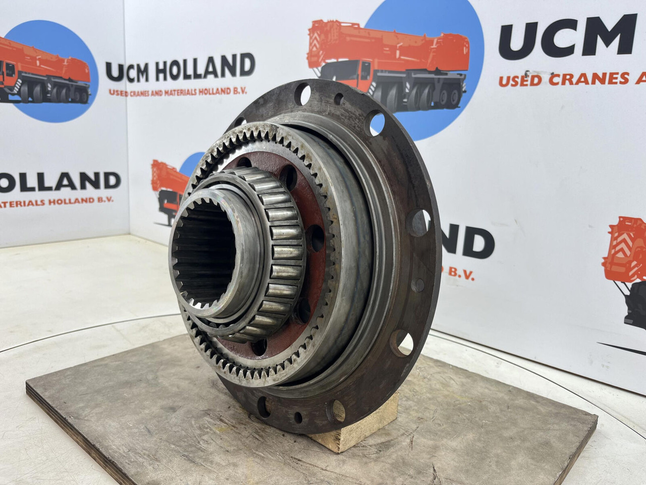 FAUN HK 40 planetary gear 27-18-65-24-4pl-H64-24 - Mando final para Autogrúa: foto 3 FAUN HK 40 planetary gear 27-18-65-24-4pl-H64-24 - Mando final para Autogrúa: foto 3