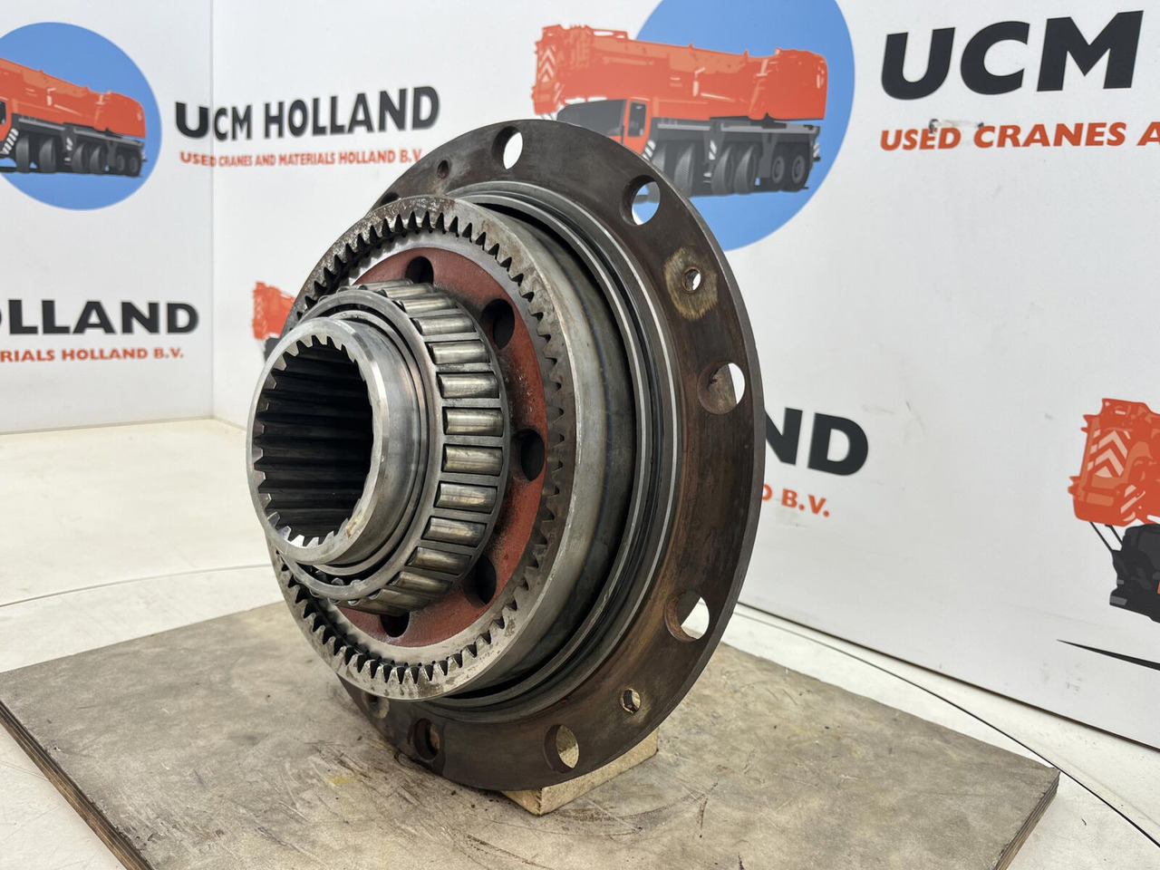 FAUN HK 40 planetary gear 27-18-65-24-4pl-H64-24 - Mando final para Autogrúa: foto 3 FAUN HK 40 planetary gear 27-18-65-24-4pl-H64-24 - Mando final para Autogrúa: foto 3