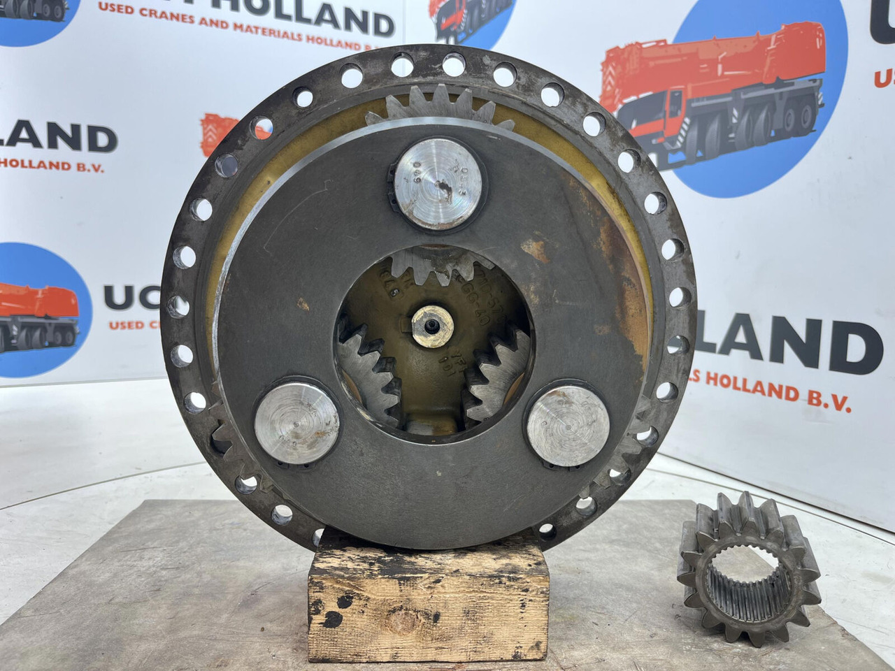 FAUN RTF 30 Planetary gear 15-23-63-36-3pl-H25-24 - Mando final para Grúa: foto 4 FAUN RTF 30 Planetary gear 15-23-63-36-3pl-H25-24 - Mando final para Grúa: foto 4