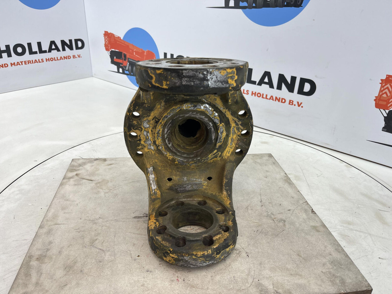 Grove AT 880 Steering knuckle 16 holes axle 2 - Mangueta para Autogrúa: foto 5 Grove AT 880 Steering knuckle 16 holes axle 2 - Mangueta para Autogrúa: foto 5