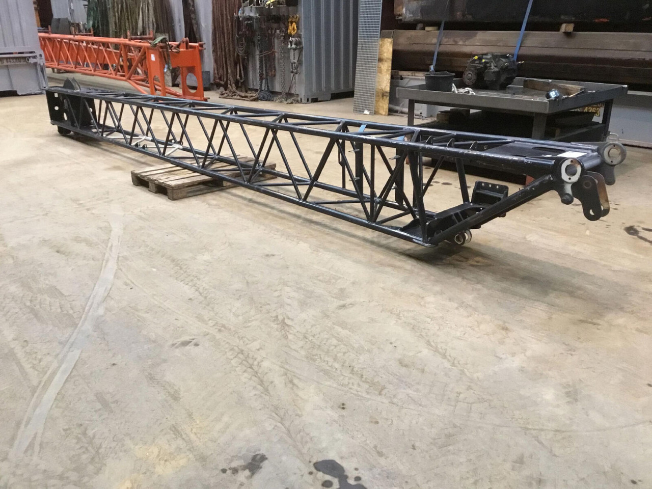 Grove GMK 3050/3055/4080-1/4080-2/4090 jib part - Brazo para Autogrúa: foto 1 Grove GMK 3050/3055/4080-1/4080-2/4090 jib part - Brazo para Autogrúa: foto 1