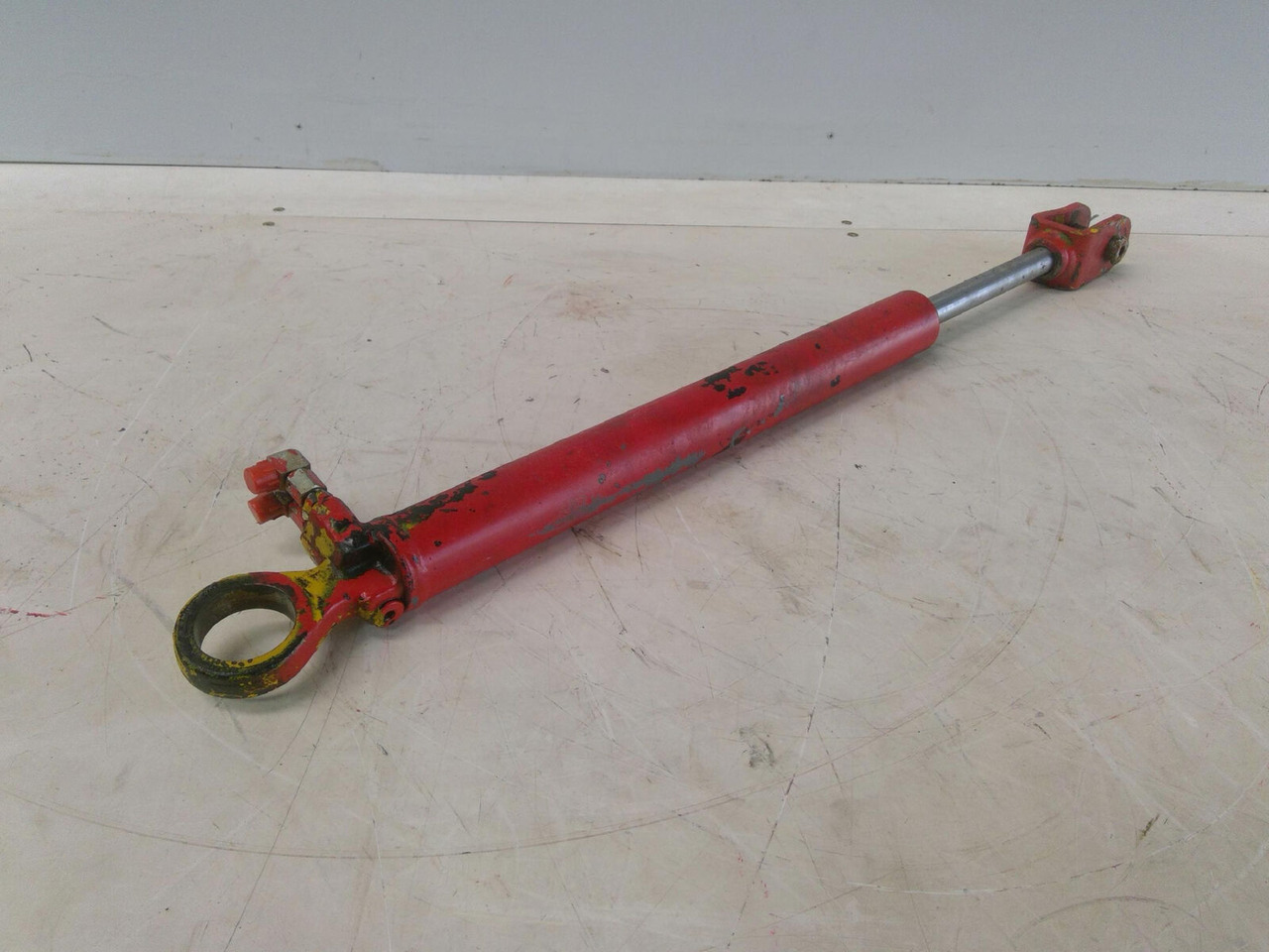 Grove GMK 3050 cabin tilt cylinder - Cilindro hidráulico para Autogrúa: foto 4 Grove GMK 3050 cabin tilt cylinder - Cilindro hidráulico para Autogrúa: foto 4