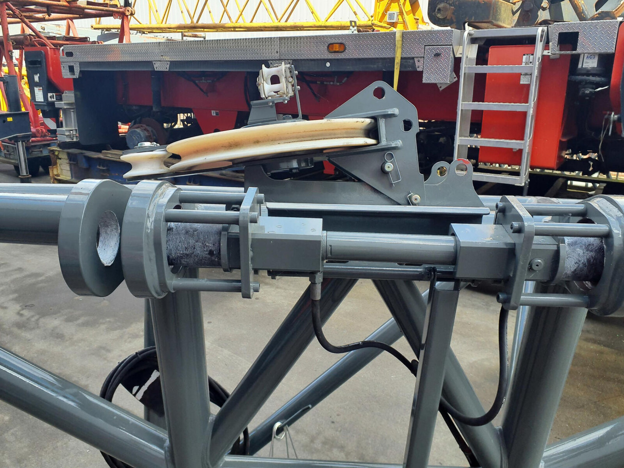 Grove GMK 6400 adapter heavy duty jib - Brazo para Autogrúa: foto 5 Grove GMK 6400 adapter heavy duty jib - Brazo para Autogrúa: foto 5