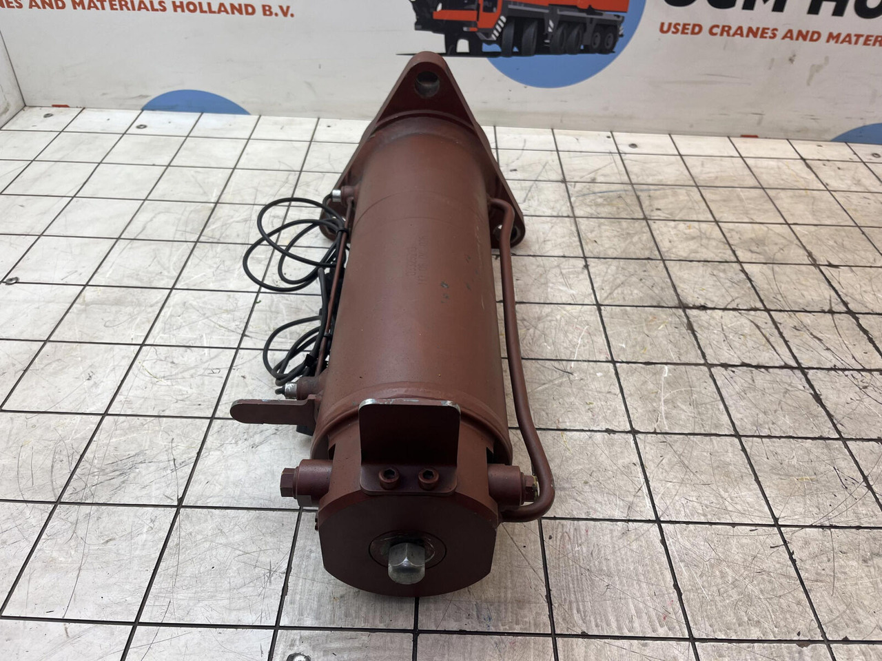 Grove GMK counterweight cylinder - Cilindro hidráulico para Autogrúa: foto 2 Grove GMK counterweight cylinder - Cilindro hidráulico para Autogrúa: foto 2