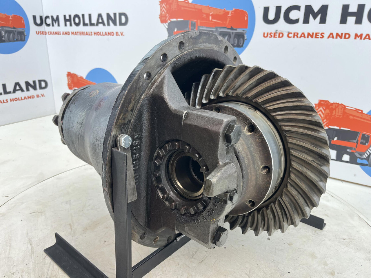 Krupp 70 GMT End differential 17x36 axle 1 - Diferencial para Autogrúa: foto 1 Krupp 70 GMT End differential 17x36 axle 1 - Diferencial para Autogrúa: foto 1