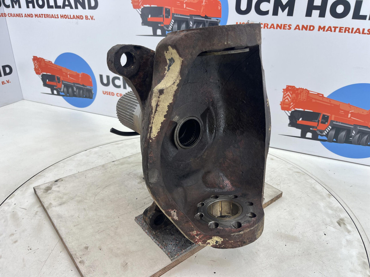 Krupp 70 GMT Steering knuckle axle 2 - Mangueta para Autogrúa: foto 4 Krupp 70 GMT Steering knuckle axle 2 - Mangueta para Autogrúa: foto 4