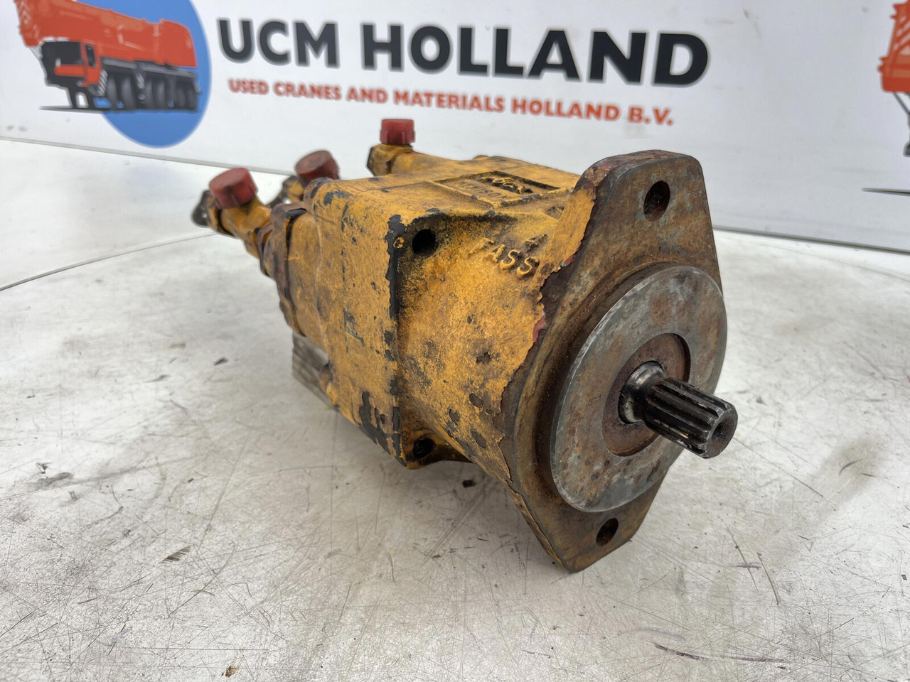 Krupp KMK 2025 slew motor - Motor hidráulico para Autogrúa: foto 1 Krupp KMK 2025 slew motor - Motor hidráulico para Autogrúa: foto 1
